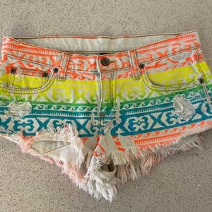 LF Car Mar Cut Off Shorts